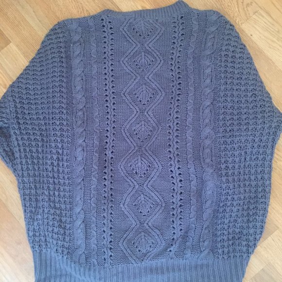Sweater - Picture 3 of 3